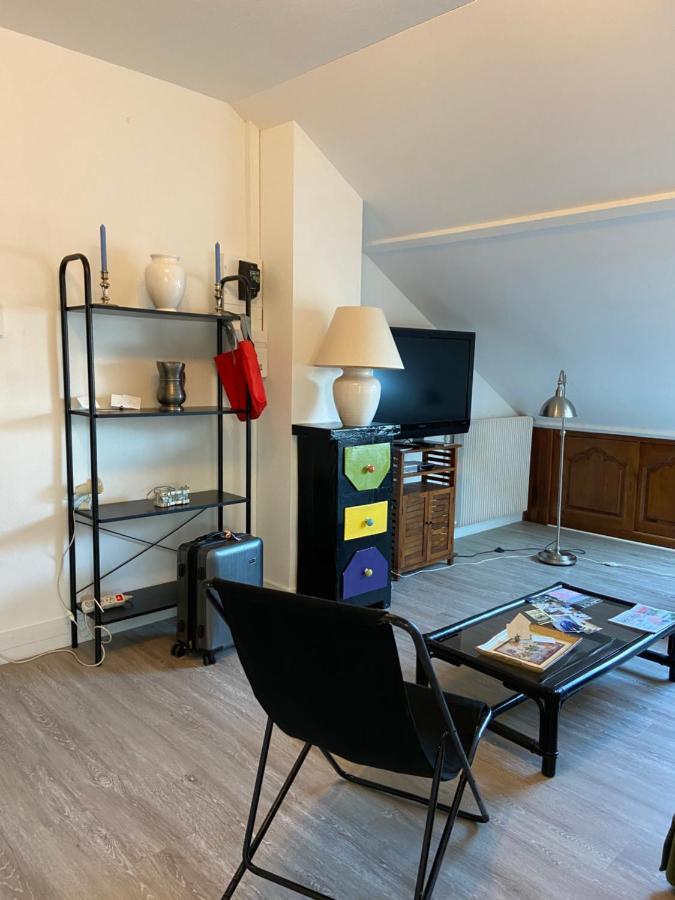 Appartement Entier En Residence Centre Ville Vendôme Exteriör bild