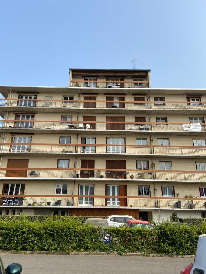 Appartement Entier En Residence Centre Ville Vendôme Exteriör bild